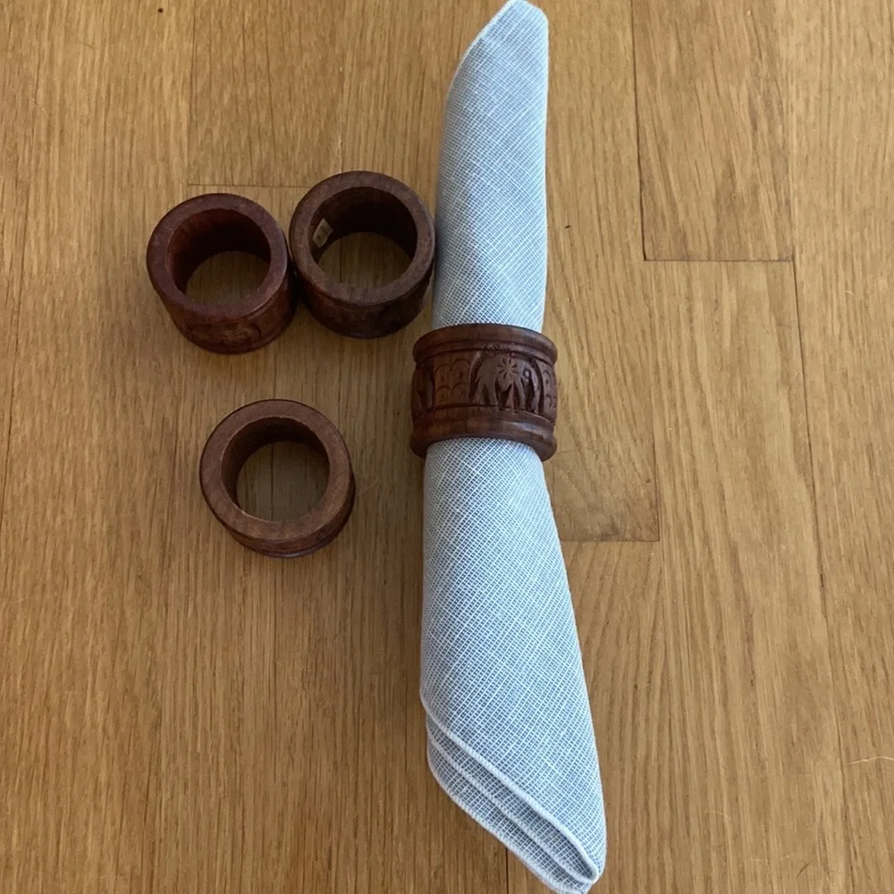 Napkins & Carved Wooden Elephant Napkin Ring Holder Bundle